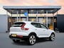 Volvo XC40 B4 Plus Dark | 19" Allseason | Trekhaak | Harman Kardon | Elektr. verst. Stoelen | Stoel/Stuurverwarming | Adaptieve Cruise | BLIS