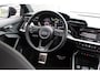 Audi A3 Sportback 35 TFSI 2x S-Line | Panoramadak | B&O | Camera | Black optik |Adaptive Cruise | Daytona Grijs | BTW | 1e eigenaa