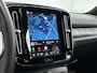 Volvo XC40 EX40 Single Motor Extended Range Plus 82kWh | 19" Allseason | Leder/Nubuck | Trekhaak | Getint Glas | Adaptieve Cruise | BLIS | Stoel/Stuurverwarming | Warmtepomp | Keyless