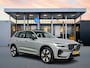 Volvo XC60 T6 Recharge Ultra Dark | 20" Allseason | Luchtvering | 360 Camera | Trekhaak | Head-Up | Panoramadak | Harman Kardon | Elektr. verst. Stoelen