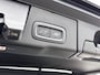 Volvo XC60 T6 Recharge Ultra Dark | 20" Allseason | Luchtvering | 360 Camera | Trekhaak | Head-Up | Panoramadak | Harman Kardon | Elektr. verst. Stoelen