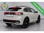 Volkswagen Taigo 1.5 TSI 3xR-Line PANO MATRIX CAMERA