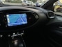 Toyota Aygo X Hybrid 115 pulse stoelverwarming / keyless start / parkeersensoren voor + achter / Navigatie / Apple Carplay / Android Auto / parkeercamera / 10 jaar Toyota garantie / rijklaarprijs incl. Toyota Pechhulppas