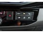Volkswagen Transporter 2.0 TDI L2H1 30 DC Caravelle Virtual, Adaptieve Cruise, Camera, 2 x Electrische deur, 199pk, LED, Leder, Clima, Stoelverwarming, Carplay, Automaat, Uniek!
