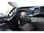 Volkswagen Transporter 2.0 TDI L2H1 30 DC Caravelle Virtual, Adaptieve Cruise, Camera, 2 x Electrische deur, 199pk, LED, Leder, Clima, Stoelverwarming, Carplay, Automaat, Uniek!