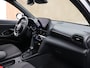 Toyota Yaris Cross 1.5 Hybrid 115 Business Plus - 17 INCH LICHT METALEN VELGEN - NAVIGATIE - CAMERA - PARKEERSENSOREN VOOR/ ACHTER - CLIMATE CONTROL - ARMSTEUN VOOR - KEYLESS ENTRY/ START - PASSAGIERSSTOEL IN HOOGTE VERSTELBAAR