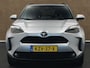Toyota Yaris Cross 1.5 Hybrid 115 Business Plus - 17 INCH LICHT METALEN VELGEN - NAVIGATIE - CAMERA - PARKEERSENSOREN VOOR/ ACHTER - CLIMATE CONTROL - ARMSTEUN VOOR - KEYLESS ENTRY/ START - PASSAGIERSSTOEL IN HOOGTE VERSTELBAAR