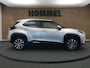 Toyota Yaris Cross 1.5 Hybrid 115 Business Plus - 17 INCH LICHT METALEN VELGEN - NAVIGATIE - CAMERA - PARKEERSENSOREN VOOR/ ACHTER - CLIMATE CONTROL - ARMSTEUN VOOR - KEYLESS ENTRY/ START - PASSAGIERSSTOEL IN HOOGTE VERSTELBAAR