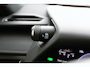 Lexus UX 250h Comfort Line | Blind Spot Monitor | Apple Carplay | Android Auto | Achteruitrijcamera |