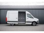 Mercedes-Benz Sprinter 317 CDI L2H2 | Automaat | 3-Zits | Camera | Carplay | Mbux | Climatronic | Trekhaak