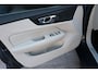 Volvo V60 2.0 D3 **Uniek 98.914km** 1e Eig. Comfort Lederen Interieur|Trekhaak|Navi|Camera|Stoel+Stuurverwarming