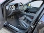 Volvo XC60 2.0 T6 Plug-in hybrid AWD Ultimate Dark | Trekhaak | SOH 96% | Panoramadak | Harman/Kardon | Head-Up Display | 22" Polestar Wielen | Power Seats | Standkachel |