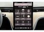 Volvo EX90 Twin Motor Ultra 7p. 111 kWh | Luchtvering | Bowers & Wilkins | Extra Getint Glas | Power Seats | Pilot Assist | Apple Carplay | 21'' Lichtmetalen Velgen | Verwarmbare Voor- en Achterstoelen