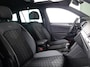 Volkswagen Tiguan 1.5 TSI R-Line Business+ | Panoramadak | Matrix lampen | Dodehoek Detectie | Keyless | Winterpakket | Zwenkbare Trekhaak | Achteruitrijcamera |