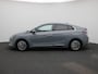 Hyundai Ioniq Premium EV 38 kWh | Achteruitrijcamera | Warmtepomp | Geheugen stoelen | Stoelverwarming | Adaptieve Cruise Control