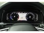 Volkswagen T-Roc 1.5 TSI 150pk DSG R-Line | LED Matrix | Achteruitrijcamera | Adaptieve Cruise Control | App Connect