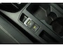 Volkswagen T-Roc 1.5 TSI 150pk DSG R-Line | LED Matrix | Achteruitrijcamera | Adaptieve Cruise Control | App Connect