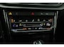 Volkswagen T-Roc 1.5 TSI 150pk DSG R-Line | LED Matrix | Achteruitrijcamera | Adaptieve Cruise Control | App Connect