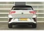 Volkswagen T-Roc 1.5 TSI 150pk DSG R-Line | LED Matrix | Achteruitrijcamera | Adaptieve Cruise Control | App Connect