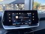 Peugeot 208 1.2 Turbo 100PK Allure | Navigatie via Telefoon | All season banden | Keyless Entry/Start | Climate Control | Stoelverwarming | LED Verlichting | Camera | Parkeersensoren | Cruise Control | Lichtmetalen Velgen | Half Lederen Bekleding |