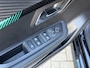 Peugeot 208 1.2 Turbo 100PK Allure | Navigatie via Telefoon | All season banden | Keyless Entry/Start | Climate Control | Stoelverwarming | LED Verlichting | Camera | Parkeersensoren | Cruise Control | Lichtmetalen Velgen | Half Lederen Bekleding |