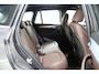 BMW X1 sDrive20i High Ex | Hud | Leder | Dealer Onderhouden | Stoelverwarming