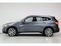 BMW X1 sDrive20i High Ex | Hud | Leder | Dealer Onderhouden | Stoelverwarming
