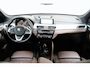 BMW X1 sDrive20i High Ex | Hud | Leder | Dealer Onderhouden | Stoelverwarming
