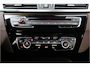 BMW X1 sDrive20i High Ex | Hud | Leder | Dealer Onderhouden | Stoelverwarming