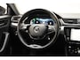 Skoda Superb COMBI 1.4 TSI PHEV Business Edition Aut. [ LED Apple/Android Trekhaak Camera ]