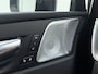 Volvo XC60 2.0 T8 Plug-in hybrid AWD Ultra Black Edition Bowers&Wilkins audio | 22'' | Head-Up | Lederen Dashboard |  Full-LED / Panoramadak / Sportstoelen / Getint Glas / El. Stoelen |  Luchtvering / BLIS |  Stoel + Stuurw. Verwarming