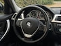 BMW 3-Serie Touring 320i Executive Aut. | Xenon | Zwart Optiek | 18 inch | Cruise Control | PDC | Historie | Trekhaak | NAP |