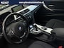 BMW 3-Serie Touring 320i Executive Aut. | Xenon | Zwart Optiek | 18 inch | Cruise Control | PDC | Historie | Trekhaak | NAP |