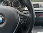 BMW 3-Serie Touring 320i Executive Aut. | Xenon | Zwart Optiek | 18 inch | Cruise Control | PDC | Historie | Trekhaak | NAP |