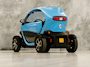 Renault Twizy Life Sport (45 KMH, BROMMER KENTEKEN, LED, ZWART LEDER, PARKEERSENSOREN, SPORTSTOEL, NIEUWSTAAT)