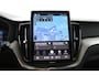 Volvo XC60 T6 AWD Ultra Black Edition | SoH 100% | Luchtvering | Trekhaak | Snel Beschikbaar | Harman/Kardon |