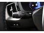 Volvo XC60 T6 AWD Ultra Black Edition | SoH 100% | Luchtvering | Trekhaak | Snel Beschikbaar | Harman/Kardon |