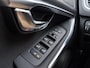 Volvo V40 1.6 T3 Momentum Cruise Control | Climate Control | Lichtmetalen Velgen 16" |