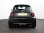 Fiat 500e Berline 42 kWh Automaat Climate control Cruise control Achteruitrijcamera Led Navigatie Apple Carplay/ Android Auto Lichtmetalen velgen Stoelverwarming