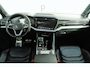 Volkswagen Touareg R 3.0 TSI eHybrid 462pk 4MOTION | Panoramadak | Trekhaak Uitklapbaar | Luchtvering | 360 Camera | Head-up