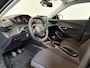 Peugeot 2008 1.2 PureTech 101pk Active Pack Navigatie Apple Carplay/Android Auto Parkeersensoren achter Cruise Control Ledverlichting Climate Control