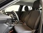 Peugeot 2008 1.2 PureTech 101pk Active Pack Navigatie Apple Carplay/Android Auto Parkeersensoren achter Cruise Control Ledverlichting Climate Control