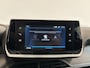 Peugeot 2008 1.2 PureTech 101pk Active Pack Navigatie Apple Carplay/Android Auto Parkeersensoren achter Cruise Control Ledverlichting Climate Control