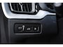 Volvo XC60 T8 AWD | Pano | 360° | Luchtvering | Leder