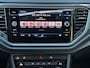 Volkswagen T-Roc 1.5 TSI 150pk 7-DSG Sport Business R Trekhaak-Dode hoek-Navi-Camera-Two Tone Rijklaarprijs inclusief garantie