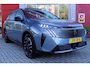 Peugeot 5008 1.2 Hybrid 145PK AUTOMAAT GT 7p | PANORAMISCH SCHUIFDAK PACK | 360° VISION & DRIVE ASSIST PLUS PACK: (360° CAMERA, BUITENSPIEGELS MET KANTELFUNCTIE, DRIVE ASSIST 2.0, DRAADLOZE TELEFOONLADER, ANTIDIEFSTALALARM) | BEKLEDING ALCANTARA/KUNSTLEDER | SEAT PACK COMFORT: (AGR BESTUUDERSSTOEL EN PASSAGIERSSTOEL ELEKTRISCH VERSTELBAAR MET MASSAGE FUNCTIE, BESTUUDERSSTOEL MET GEHEUGENFUNCTIE, BUITENSTE ZITPLAATSEN ACHTERBANK VERWARMBAAR) | GLANZEND ZWARTE DAKRAILS | BLUE INGARO | 19" LICHTMETALEN VELGEN "BREDA" | DRAADLOZE TELEFOONLADER | APPLE CARPLAY/ANDROID AUTO DRAADLOOS | LED MATRIX KOPLAMPEN | EXTRA GETINTE ACHTERRUITEN | 7-PERSOONS | 3-ZONE CLIMATE CONTROL | NAVIGATIE | VERWARMBAAR SUURWIEL | STOEL VERWARMING | ZWARTE HEMEL BEKLEDING | SFEER VERLICHTING | 21" ZWEVEND HD SCHERM | ELEKTRISCH BEDIENBARE ACHTERKLEP | HIGH BEAM ASSIST (ADAPTIEVE GROOTLICHTASSISTENT |