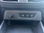 Ford Transit Courier E-Transit Limited 44 kWh |Trehaak| Camera| Apple Carplay/Android Auto| stuurwiel verwarmd| 12 maanden Bovag Garantie|