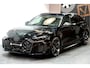 Audi A5 Avant e-hybrid 470kW/640pk Aut8 Quattro Tech Pro 155.830,- NIEUW! KERAMISCH + SPORTPAKKET 285KM/H + PANORAMADAK + CARBON IN-/EXTERIEUR + B&O PREMIUM 3D + SPORTUITLAAT + HEAD-UP + STOELVENTILATIE&-MASSAGE + 360 CAMERA + STOELVERWARMING V&A + 21" LM-VELGEN!!