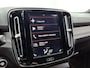 Volvo XC40 1.5 T3 R-Design Automaat | Cruise Control | Stoel/stuurverwarming | CarPlay | Camera | Blind Spot | Trekhaak