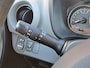 Toyota Yaris 1.0 VVT-i Now AIRCO BESTUURDERS STOEL IN HOOGTE DEALER ONDERHOUDEN